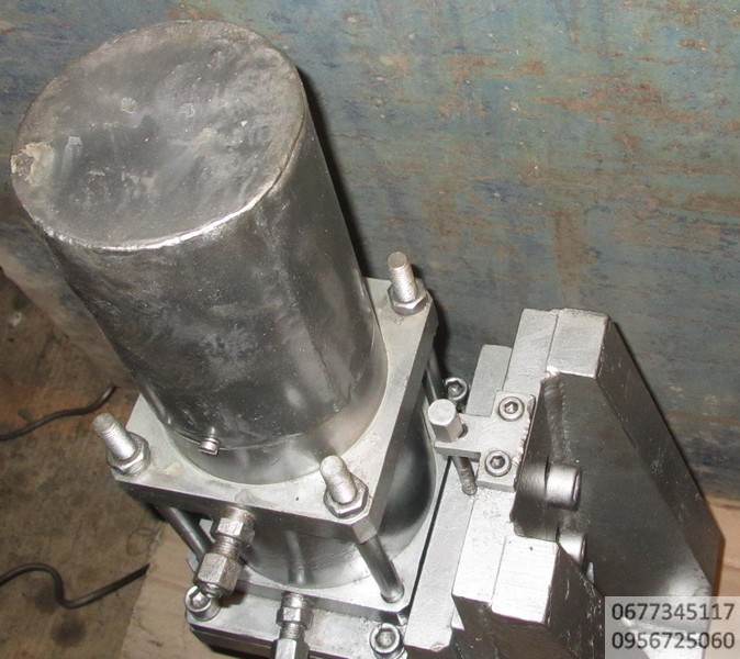 пресс настольный пневматический ,  предназначен для операций холодной штамповки: вырубки, пробивки, гибки, неглубокой вытяжки , опрессовки  зажимов , скоб и наконечников на проводах  , таблетпресс  , таблетирование , габаритный размер -3420х280х550 вес 130кг